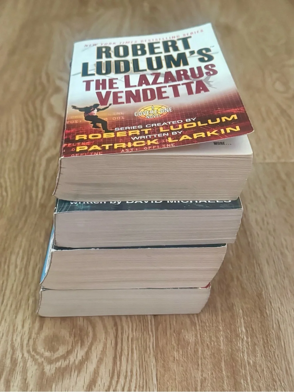 Tom Clancy, Lee Child, Robert Ludlum 4 Thriller Paperback Book Bundle